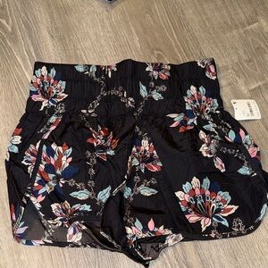 NWT Free people movement Floral Black Women's Shorts